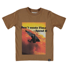 Load image into Gallery viewer, Short sleeved t-shirt
